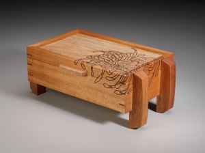 medium mahogany anthemon jewelry box